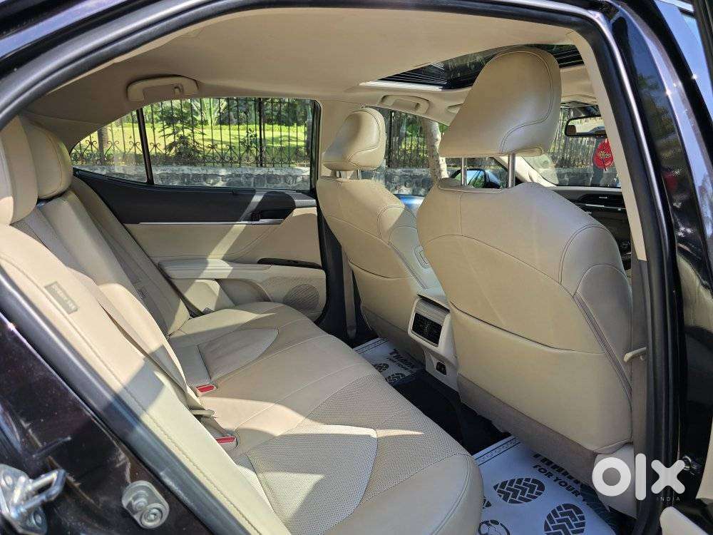 Toyota Camry Hybrid, 2019, Petrol