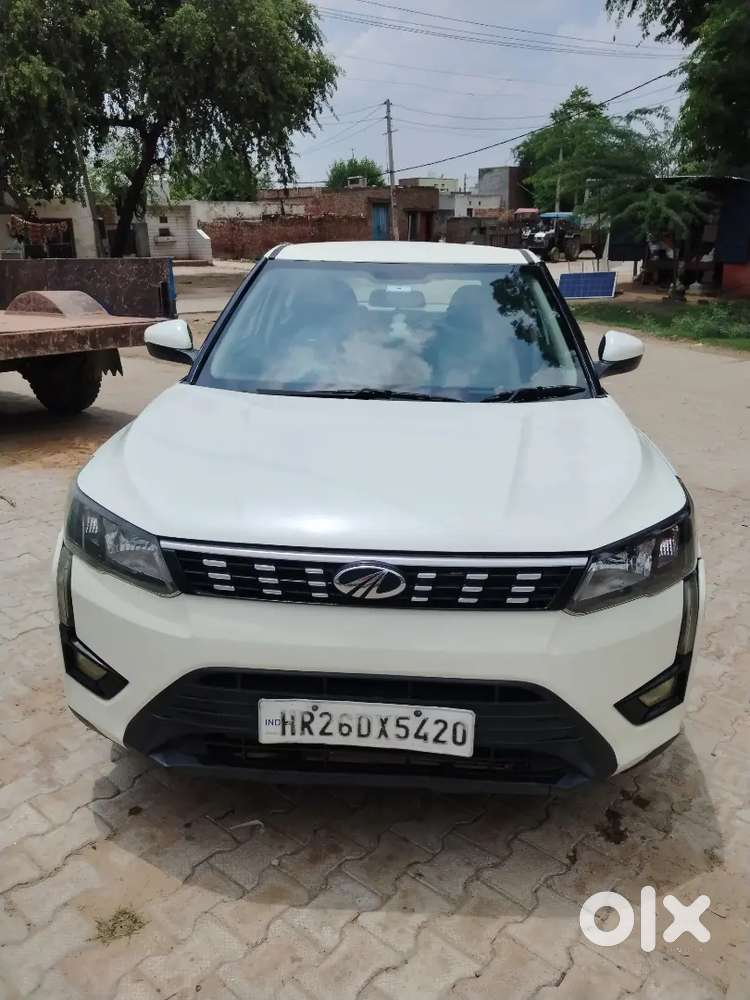 Mahindra Xuv300 2019 Diesel 120000 Km Driven