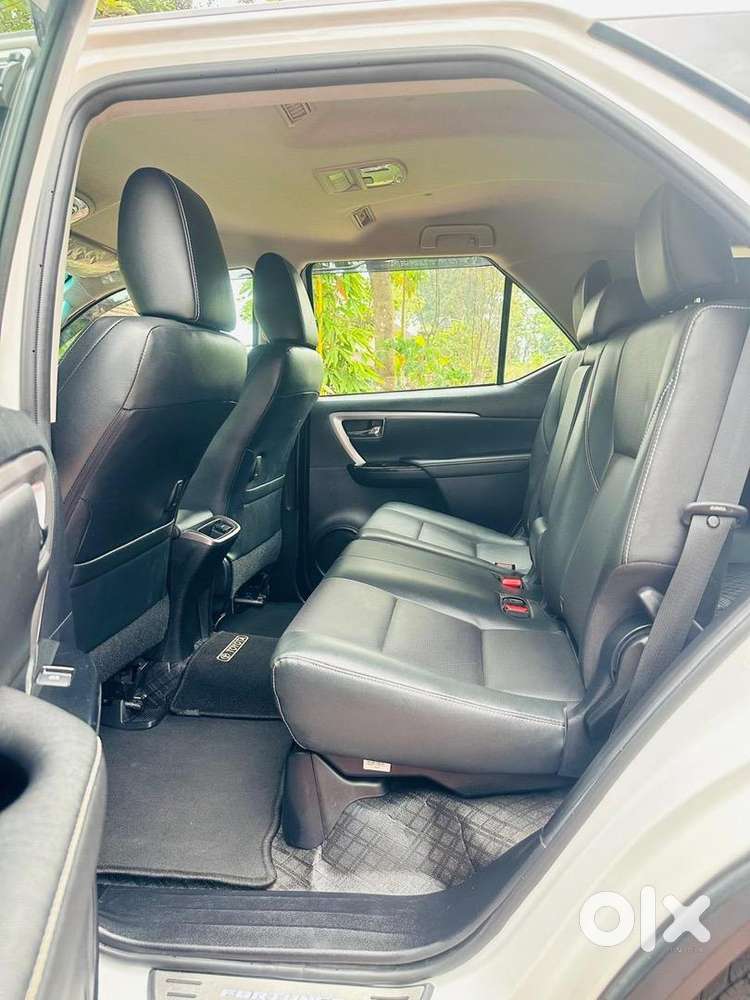 Toyota Fortuner 2022 Diesel 12000 Km Driven