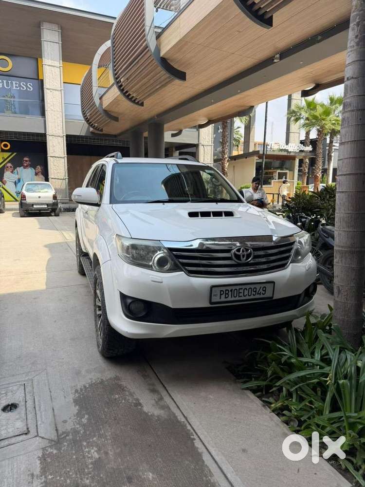 Toyota Fortuner Legender 2013 Diesel Good Condition
