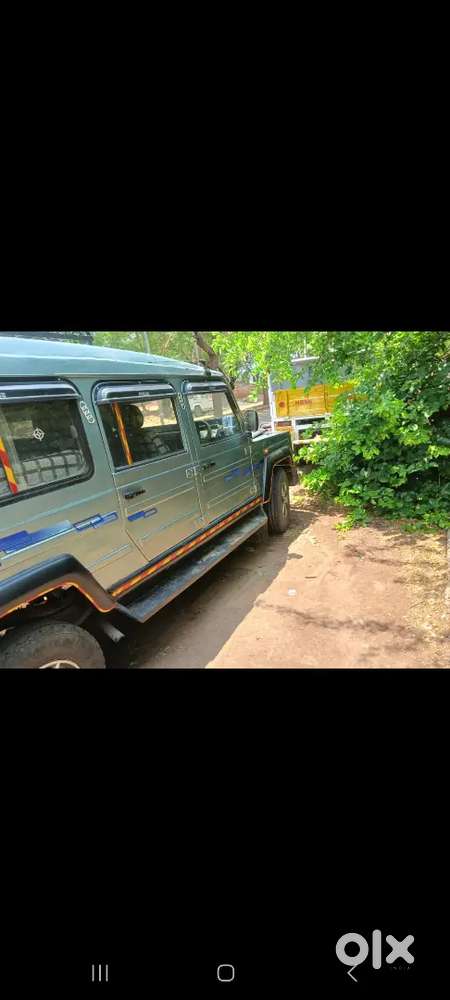 Force Motors Trax Cruiser 2004