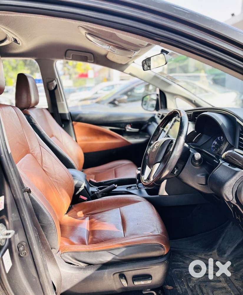 Toyota Innova Crysta 2.8 Zx At, 2016, Diesel