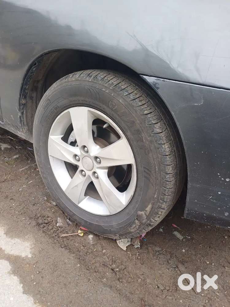 Toyota Innova 2011 Diesel 144000 Km Driven