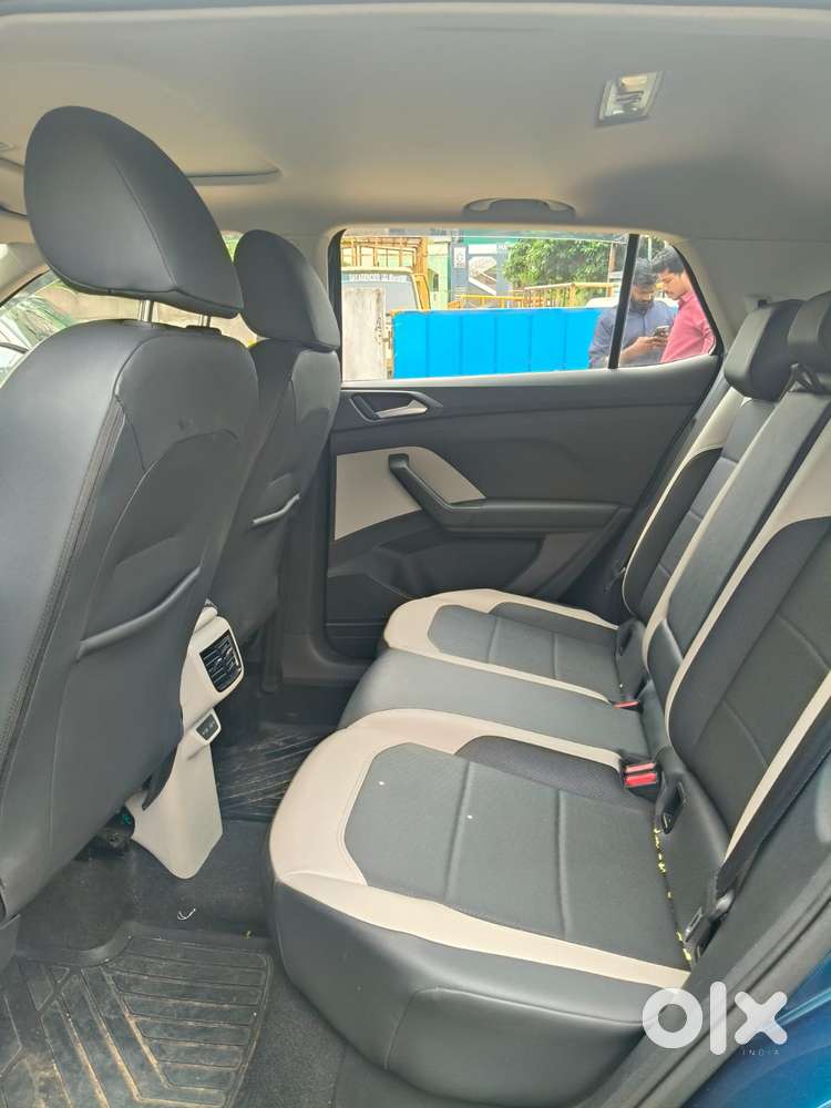 Volkswagen Taigun 1.0 Tsi Highline At, 2024, Petrol