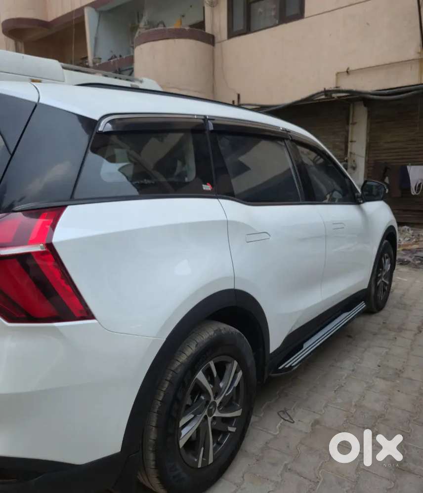 Mahindra Xuv700 2023 Petrol 16000 Km Driven