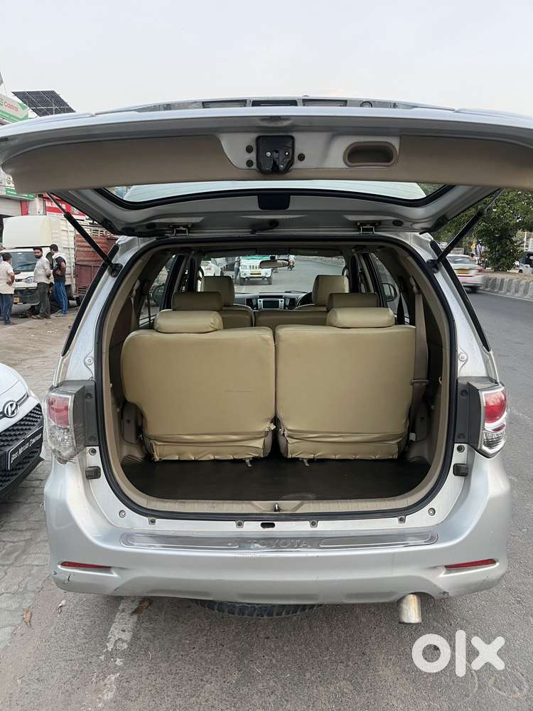 Toyota Fortuner 3.0 4x4 Limited Edition Mt, 2012, Diesel