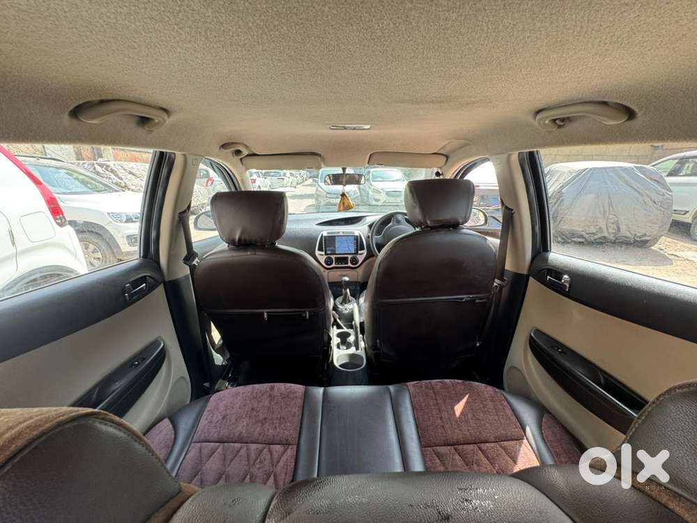 Hyundai I20 Petrol Manual 2013