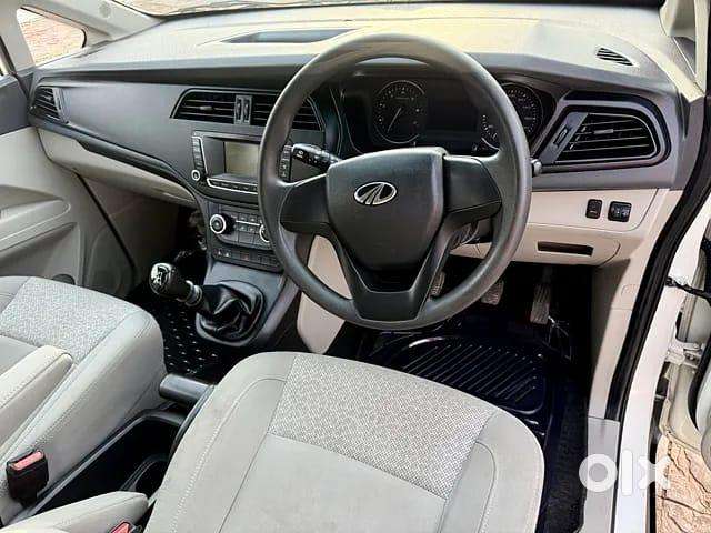 Mahindra Marazzo M4, 2020, Diesel