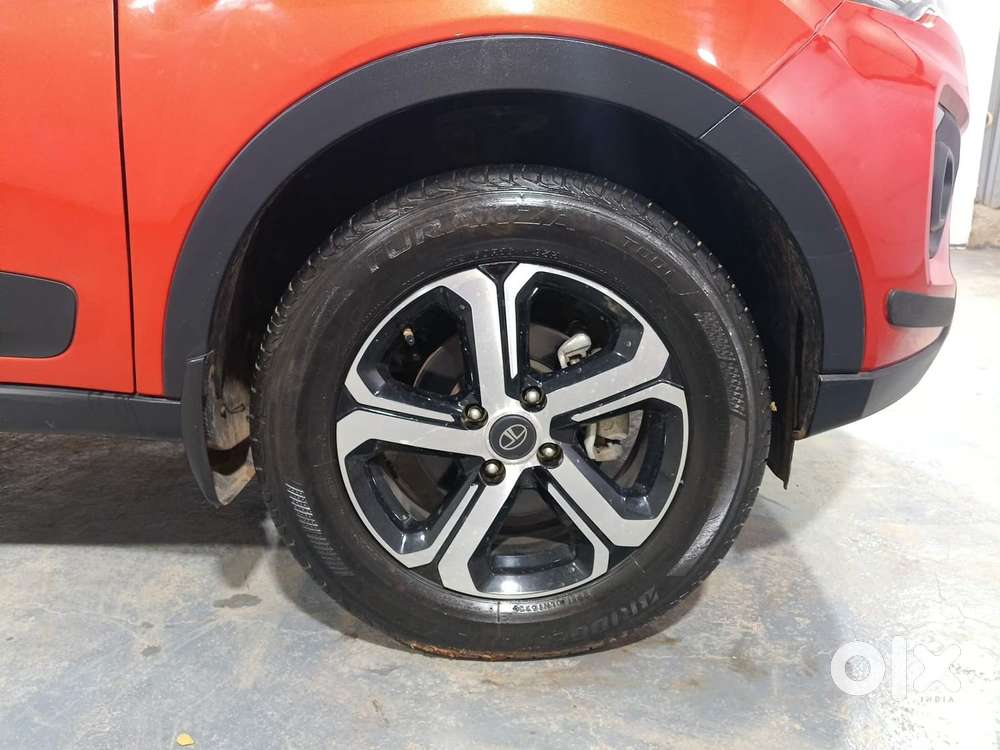 Tata Nexon 1.5 Revotorq Xza Plus S Amt, 2023, Petrol