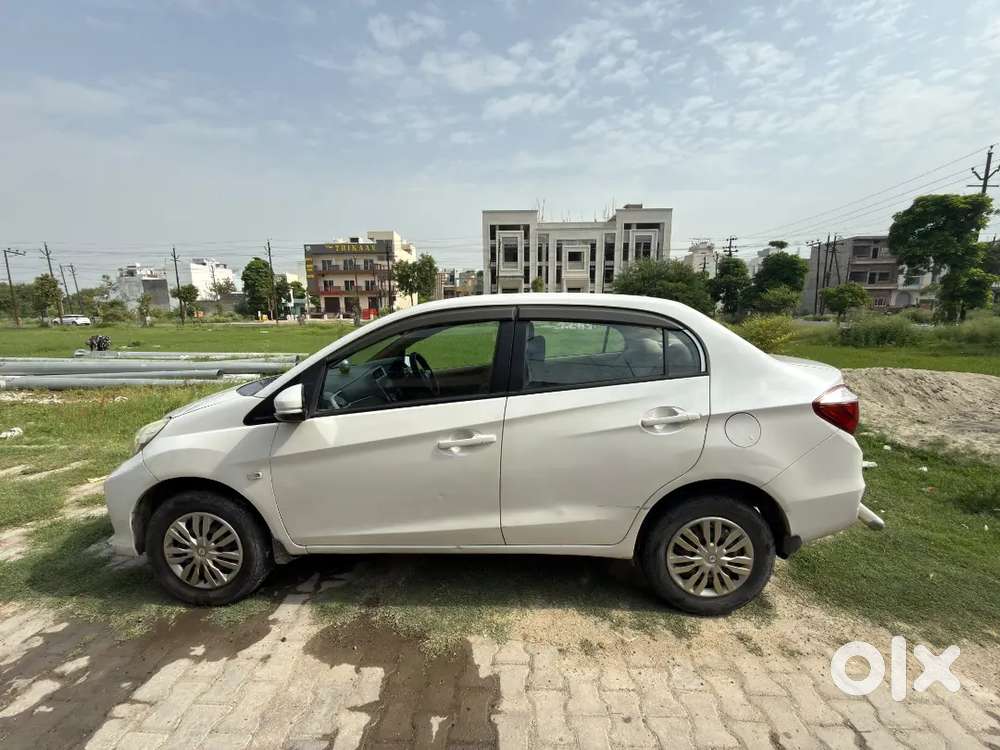 Honda Amaze 2017 Hybrid