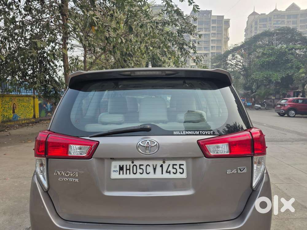 Toyota Innova Crysta 2.4 V, 2016, Diesel