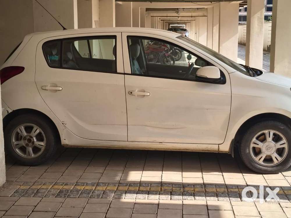 Hyundai I20 Petrol Manual 2012