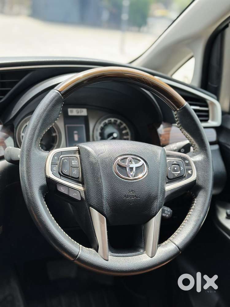 Toyota Innova Crysta [2020-ongoing] 2.4 Zx At 7 Str, 2022, Diesel