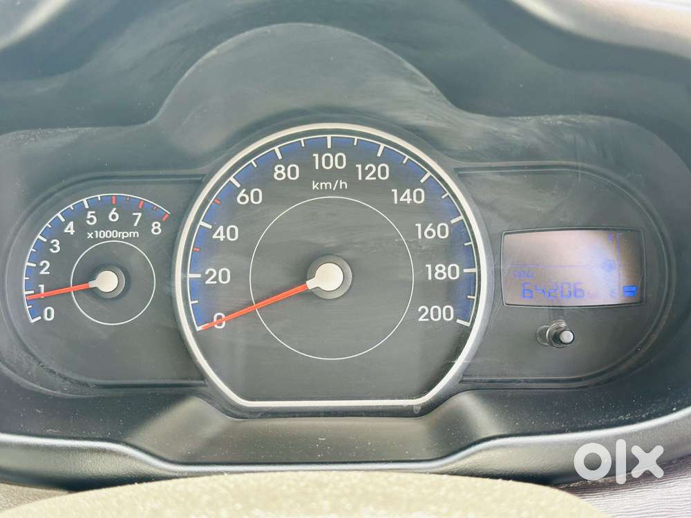 Hyundai I10 Sportz Option, 2016, Cng & Hybrids