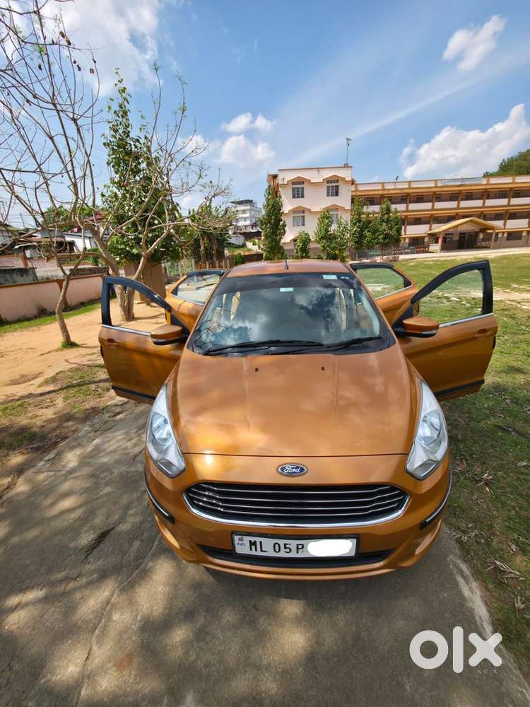 Ford Figo Petrol 2016 Urgent Sale @ 270,000 . Good Condition