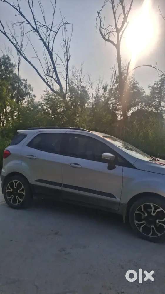 Ford Ecosport Signature 2018 (sunroof) Cng