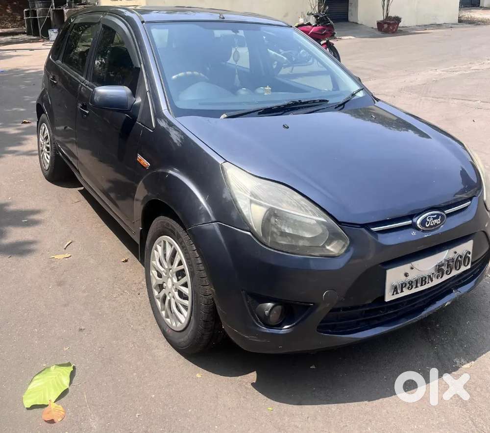 Ford Figo 2011 Diesel 90000 Km Driven