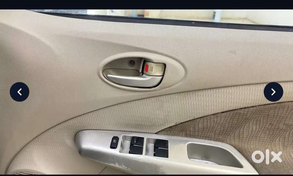 Toyota Etios V Petrol 2015 Variant