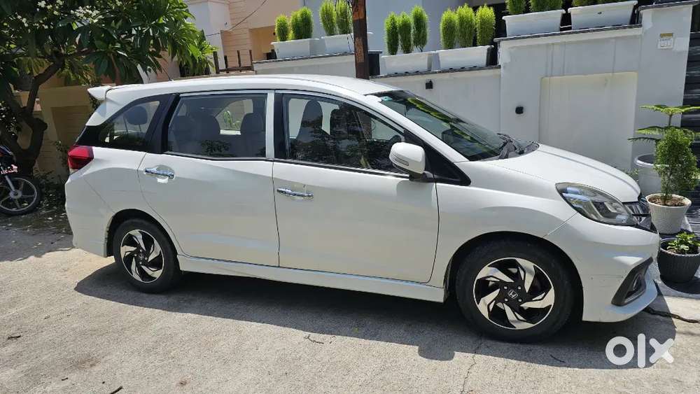 Honda Mobilio 2016 Diesel 90000 Km Driven