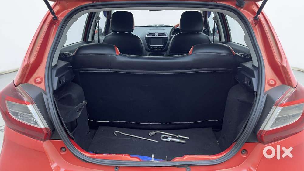 Tata Tiago 1.2 Revotron Xz Plus Dual Tone, 2021, Petrol