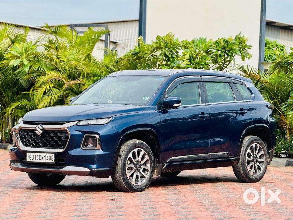 Maruti Suzuki Grand Vitara 1.5 Alpha Smart Hybrid At, 2023, Petrol