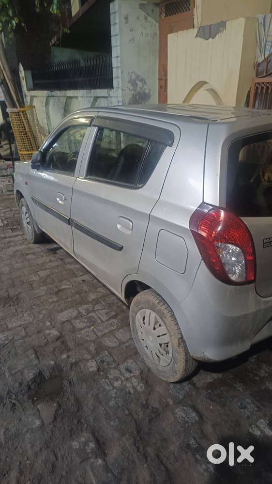 Single Hand Driven,good Condition,cng Fitting,