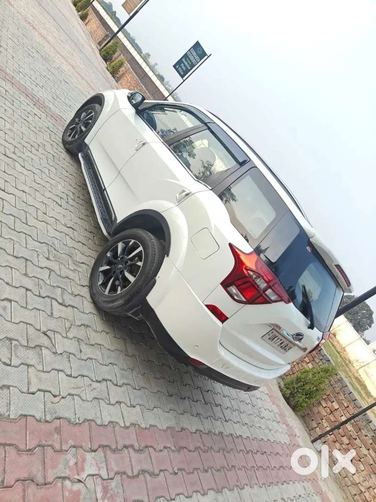 Mahindra Xuv500 2019 Diesel 85000 Km Driven