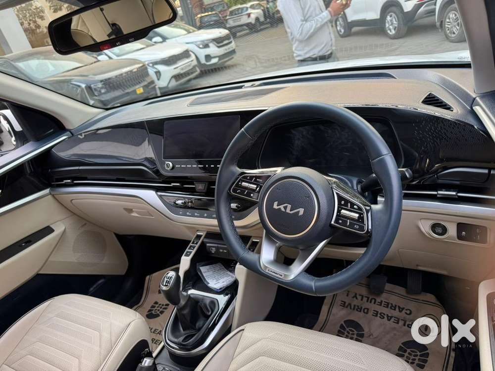 Kia Carens 2023 Diesel 20000 Km Driven