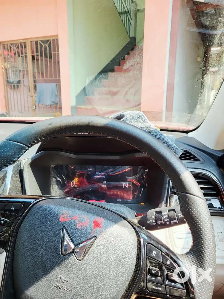 Mahindra Xuv 3xo 2024 Petrol 3800 Km Driven