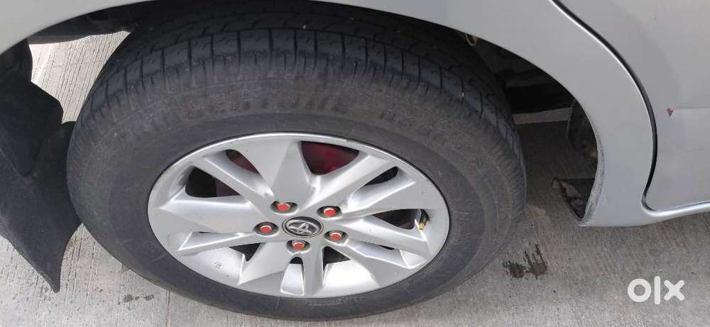 Toyota Innova Crysta 2.4 G Mt 8s, 2017, Diesel