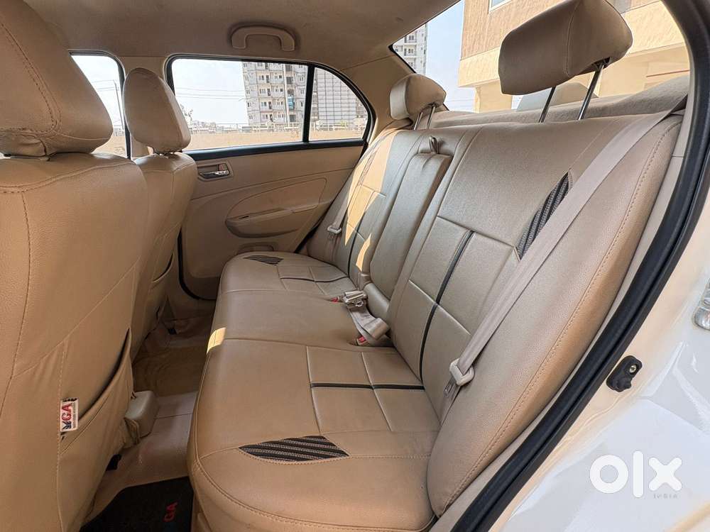 Maruti Suzuki Dzire 1.2 Vxi Amt, 2015, Petrol