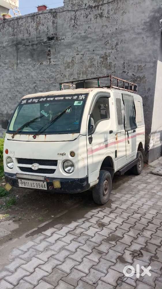 Tata School Van