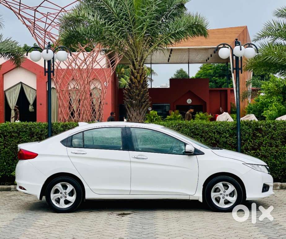 Honda City 2015-2017 I Vtec Cvt Vx, 2016, Cng & Hybrids
