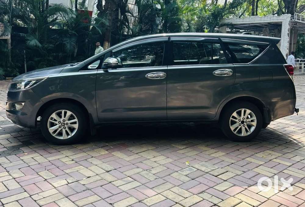 Toyota Innova Crysta 2.8 Gx At 8s, 2019, Diesel