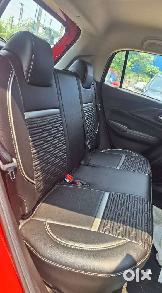 Maruti Suzuki Swift Vxi + Manual, 2026