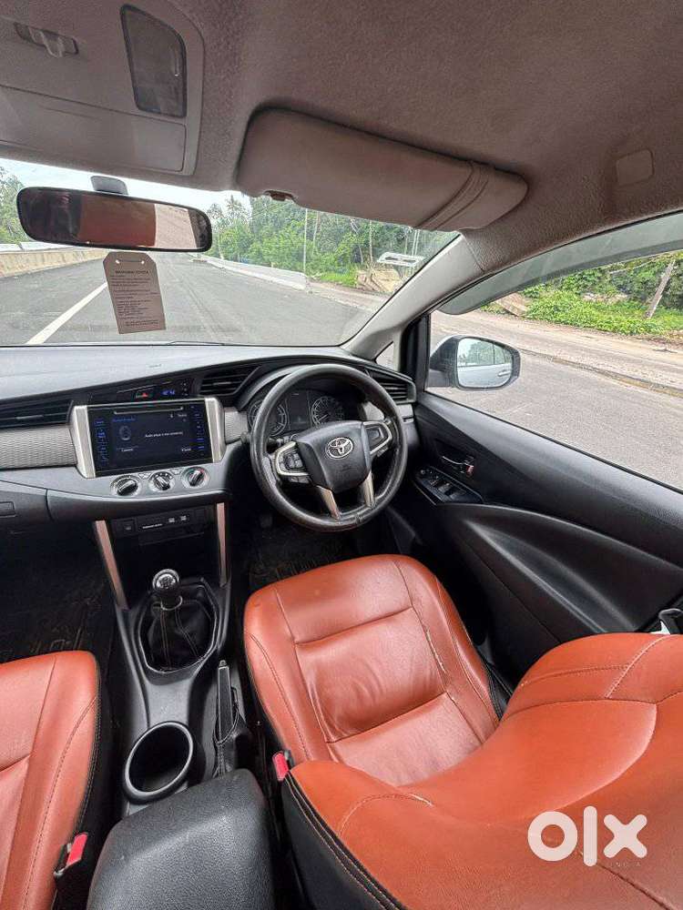 Toyota Innova Crysta 2.4 G Mt 7 Str, 2019, Diesel
