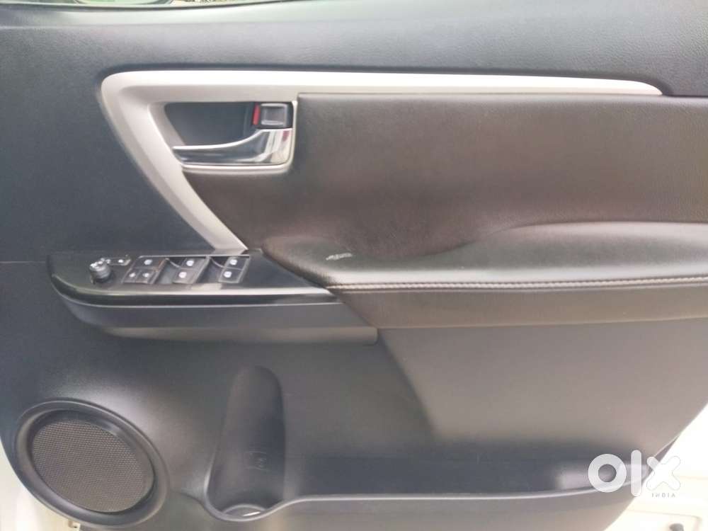 Toyota Fortuner 4x2 At 2.8 Diesel, 2019, Diesel