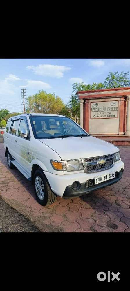 Chevrolet Tavera Neo 3 Lt- 8 Str Bs-iii, 2017, Diesel