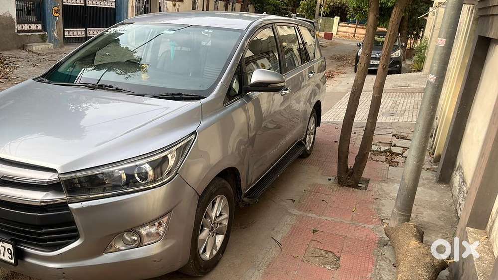 Toyota Innova Crysta 2017 Diesel 152000 Km Driven