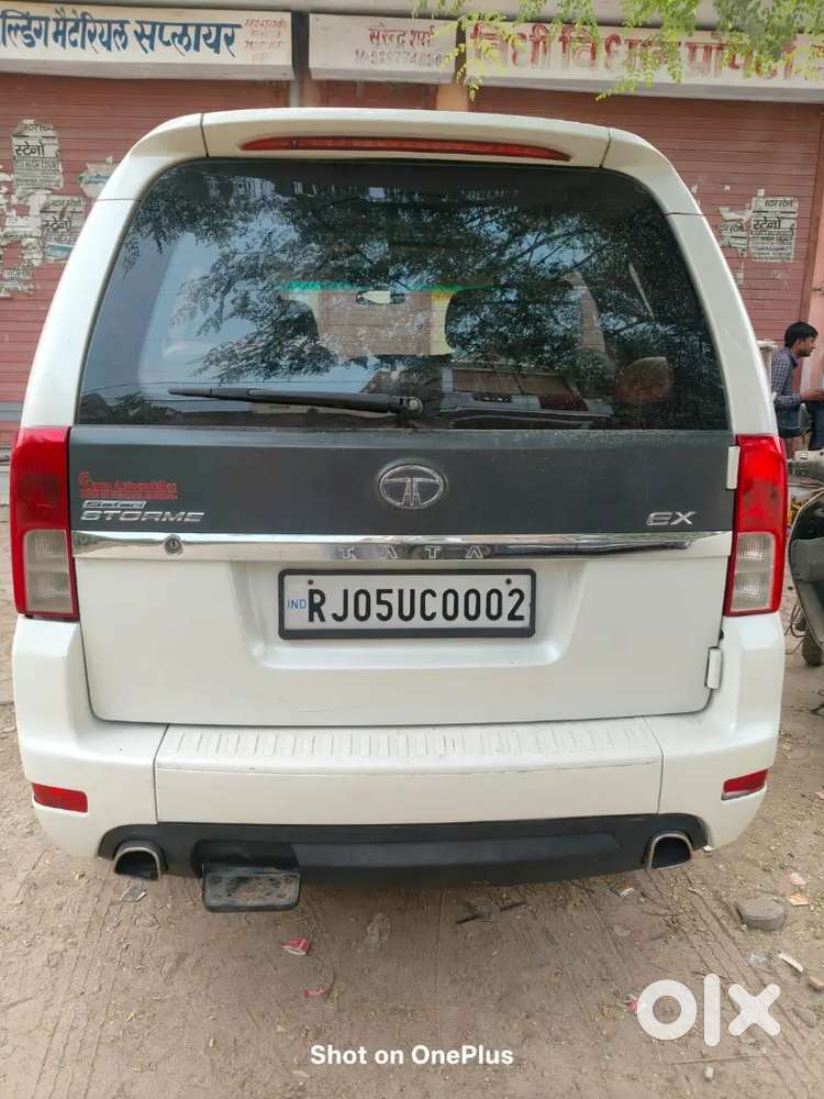 Tata Safari Storme 2016 Diesel Good Condition