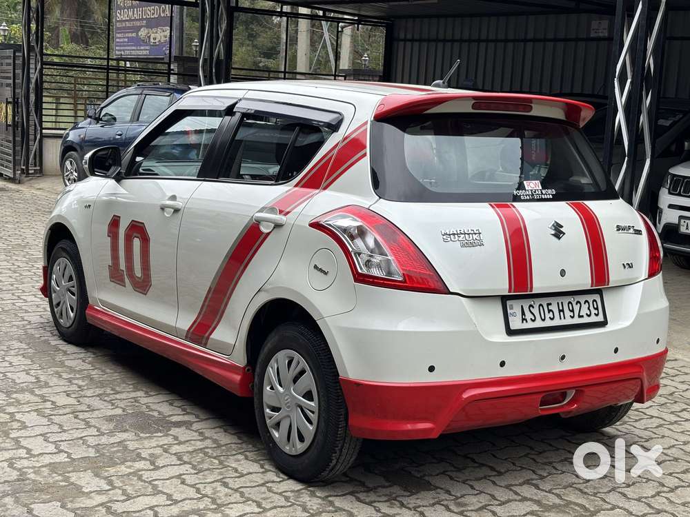 Maruti Suzuki Swift Vxi + Manual, 2017, Petrol