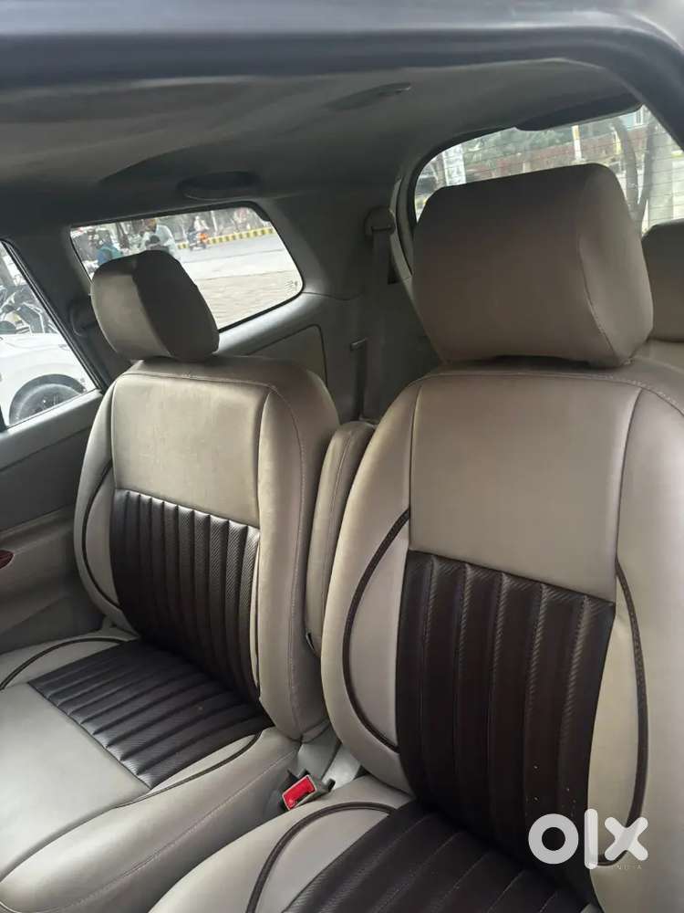 Toyota Innova 2012 Diesel 155000 Km Driven