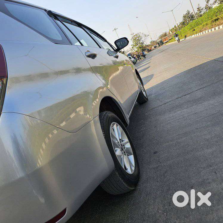 Toyota Innova Crysta 2.8 Gx At, 2016, Diesel