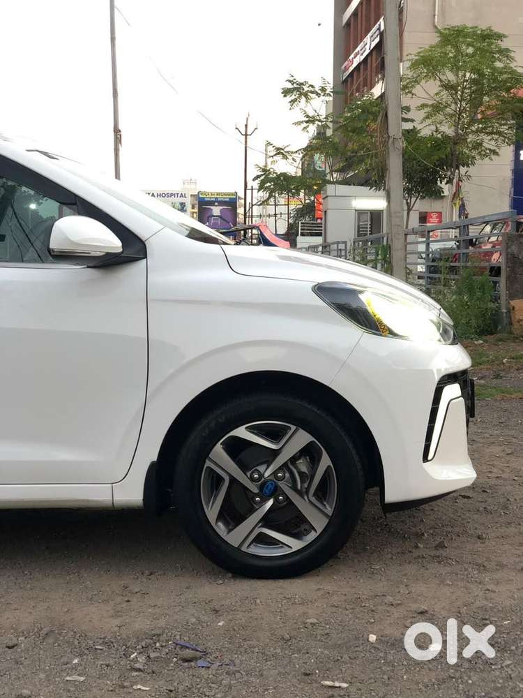 Hyundai Aura 1.2 Sx Cng, 2024, Cng & Hybrids