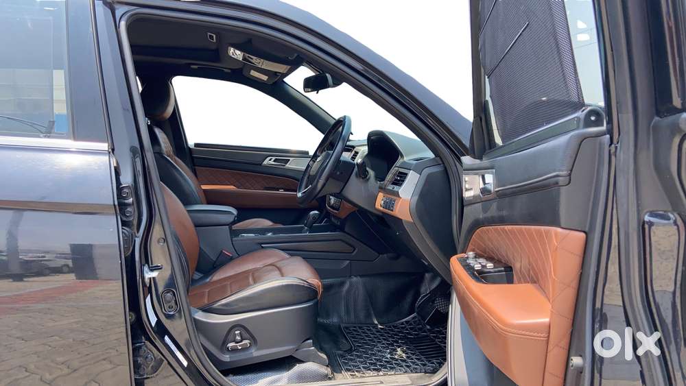 Mahindra Alturas G4 4x4 At, 2019, Diesel