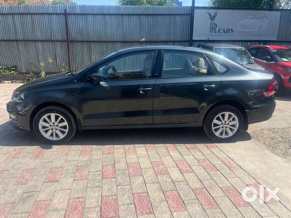 Volkswagen Vento 1.2 Tsi Highline Plus At, 2016, Petrol