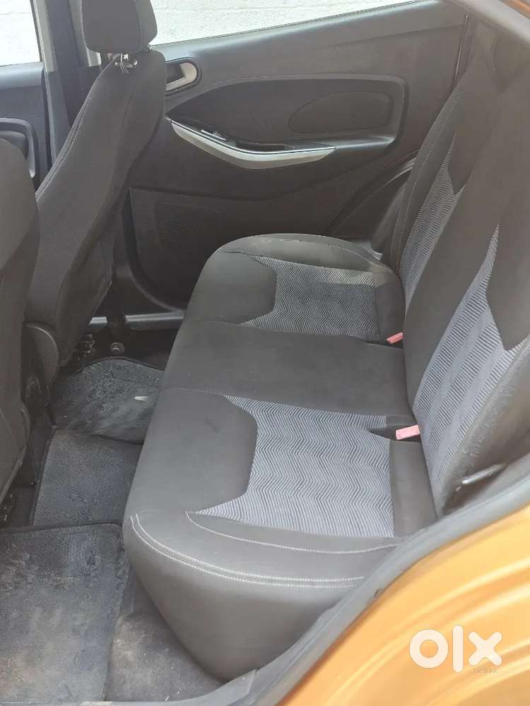 2016 Ford Figo Titanium Petrol