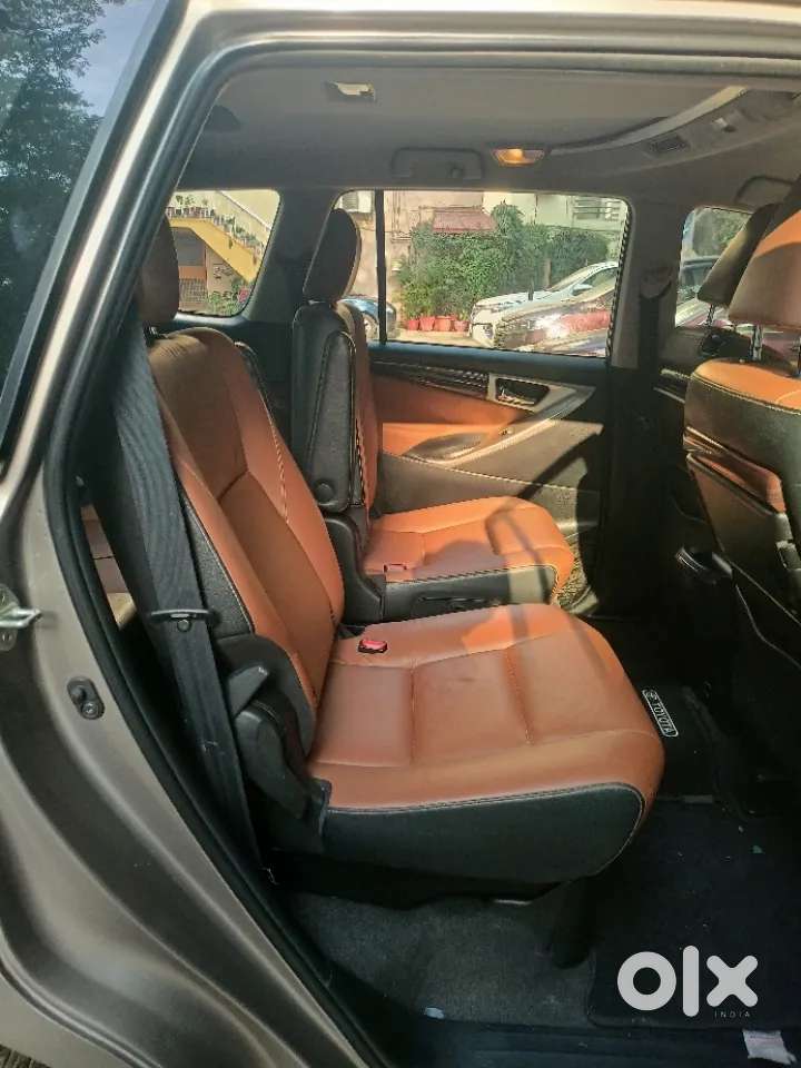 Toyota Innova Crysta [2020-ongoing] 2.7 Zx At 7 Str, 2016, Petrol