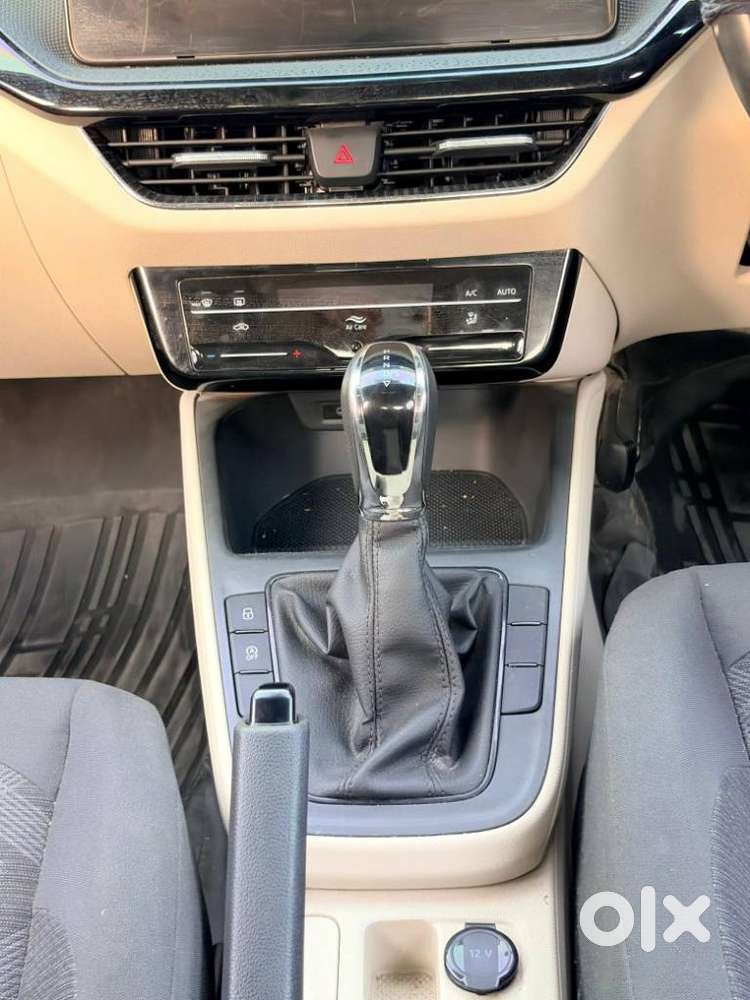 Skoda Slavia Style Matte 1.0 Tsi At, 2025, Petrol