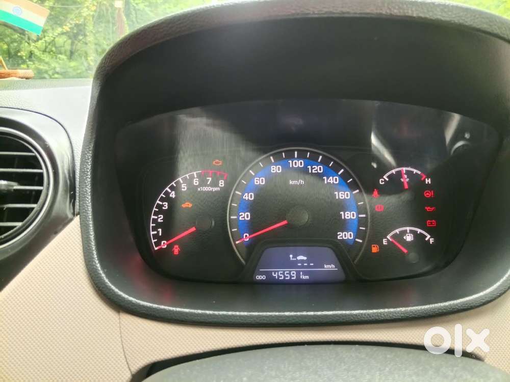 Hyundai Xcent, 2019, Petrol